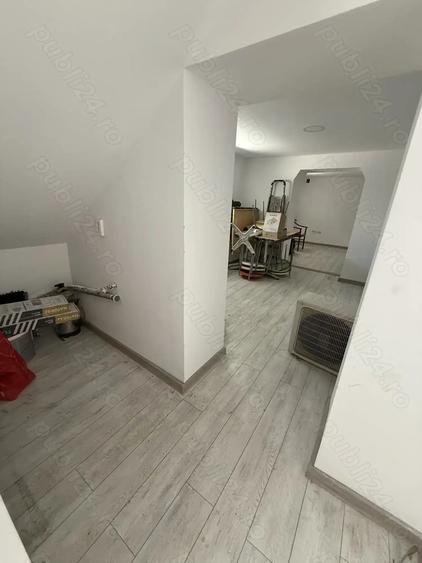Spațiu comercial, de 40 mp, în Central