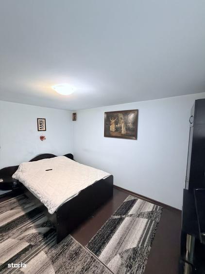 Casă cu 4 camere în Central
