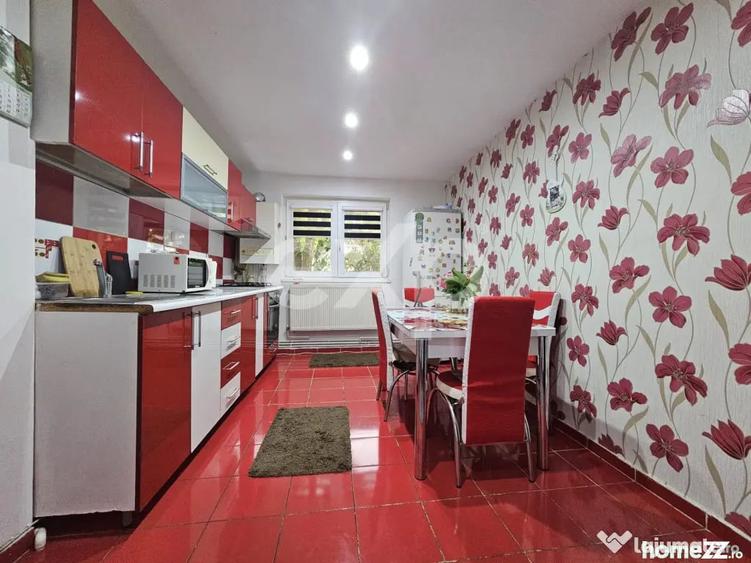 Apartament cu 2 camere semidecomandat în Micro 11