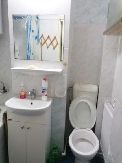 Inchiriez apartament 2 camere - 3