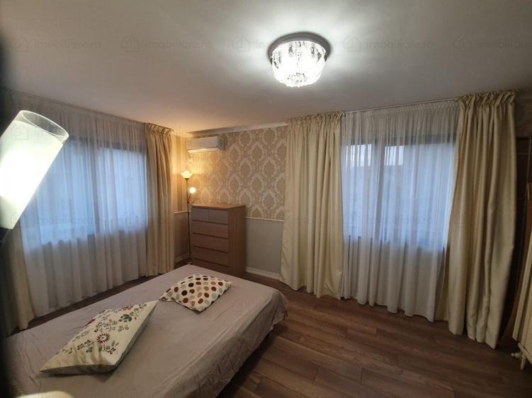 Casă cu 5 camere cu Teren 250 Mp în Mogoșoaia