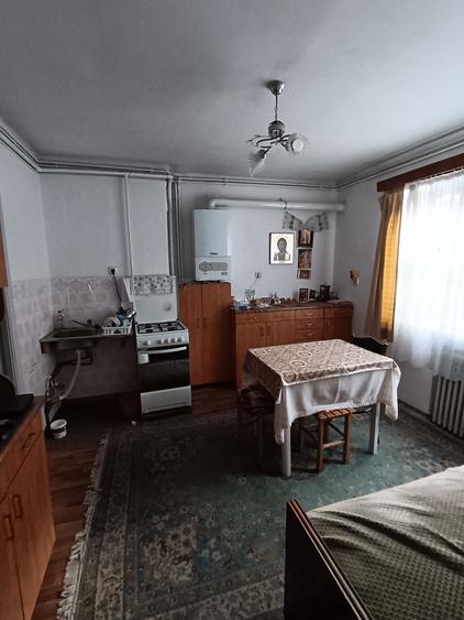 Casă individuală cu 5 camere cu Teren 150 Mp în Cantacuzino