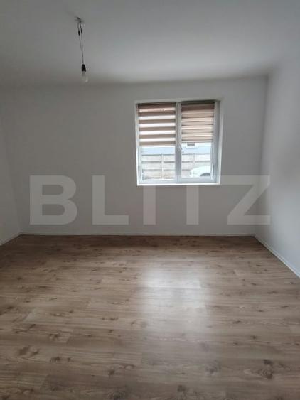 Apartament cu 3 camere semidecomandat în Câmpia Turzii