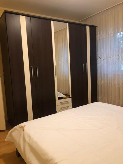 Apartament 2 camere decomandat - zona Dacia - 400 euro/luna  (Cod E8) - 4