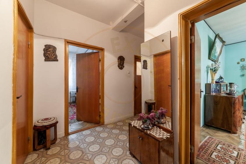 Apartament 3 camere - TRIVALE - 84 mp - Decomandat - 12