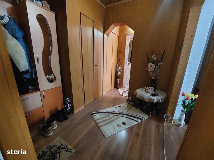 Vand apartament 2 camere etaj 3 Centru in spate la Casa de cultura - 3