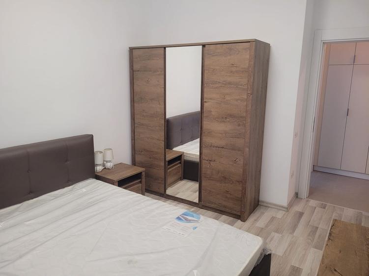 Apartament cu 2 camere, mobilat si utilat. Prima inchiriere. Loc de parcare - 7