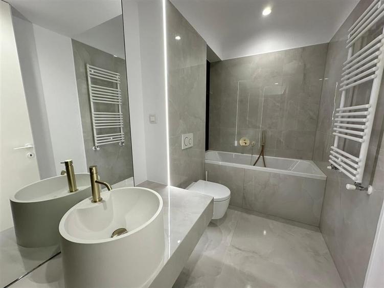 Apartament 2 camere Cortina North,  parcare - 6