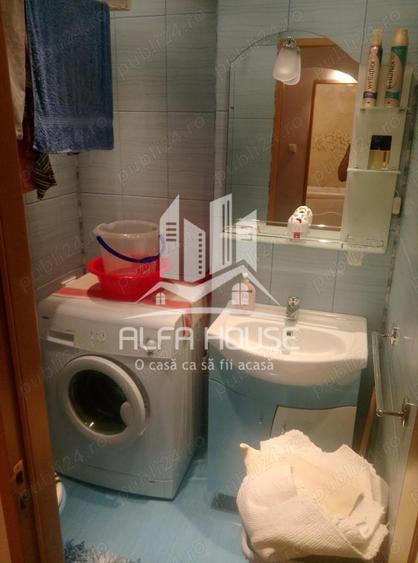 OFERTA SPECIALA - 0 COMISION - Inchiriez 3 camere Decomandat zona Govandari Micro 4 - 6