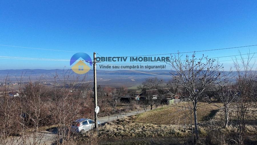 Teren intravilan DOBRENI - 2