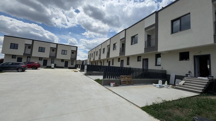 CASE INSIRUITE, TOATE UTILITATILE, STATIE STB, PRET OFERTA,COMISION 0% - 4