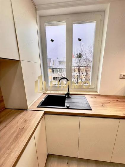 Apartament cu 2 camere, mobilat în Central