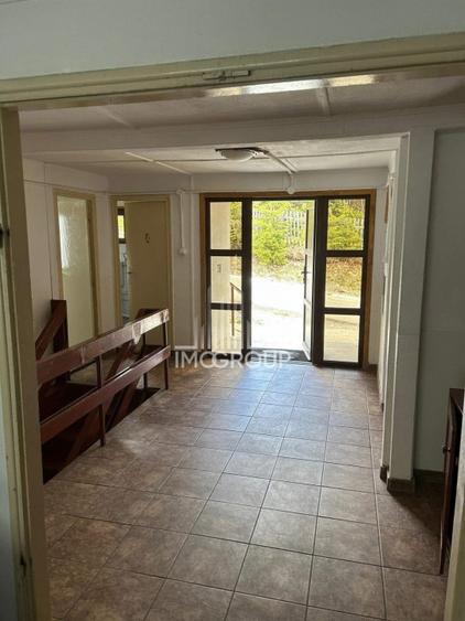 Hostel 10 camere | capacitate 33 persoane | sauna | ciubar | Muntele Baisorii - 4