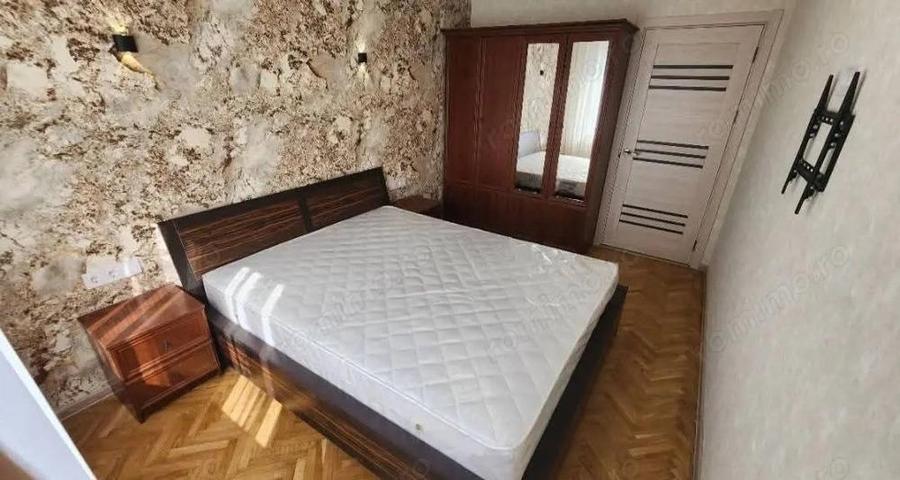 Garsoniera de vanzare in zona Costin Georgian aproape de metrou - 1