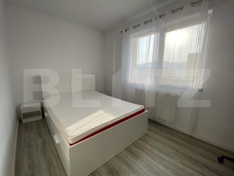 Apartament la cheie, 3 camere, 52 mp, 6 mp balcon, zona Metro - 9
