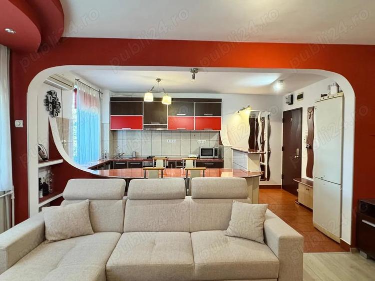 Apartament cu 3 camere semidecomandat în Rogerius