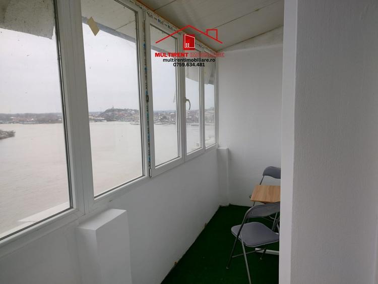 Garsoniera cf.1 cu vedere superba spre Dunare ! - 2