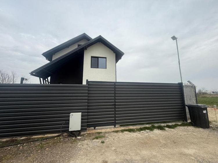 Casa in Magurele, Ilfov, curent, canalizare - 7