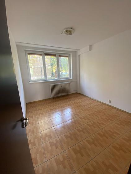 4 camere | Complex Apusului | parter inalt | bloc anvelopat | Luminos - 15