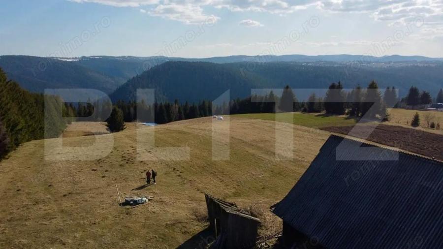 in EXCLUSIVITATE - Teren de vanzare cu priveli?te spectaculoasa Ra?ca - 3