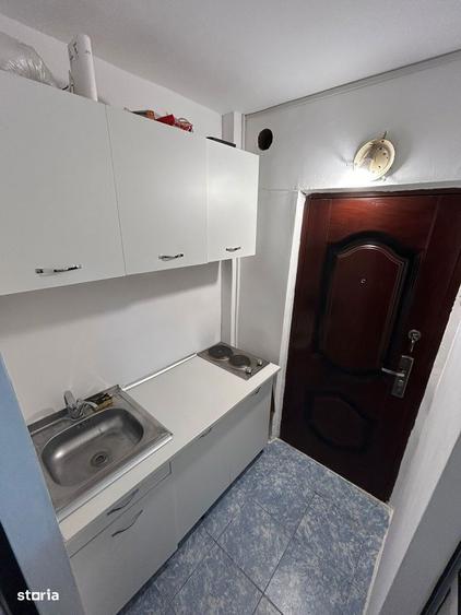 Garsoniera N Iorga la bulevard - 1