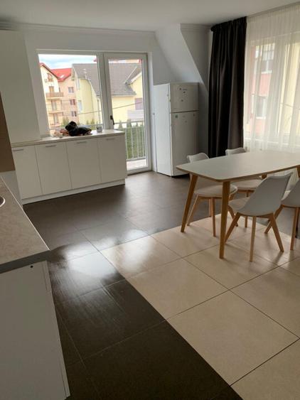 Apartament cu 3 camere, cartierul Europa - 1