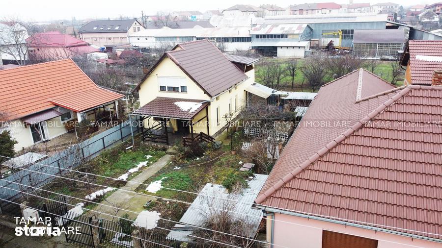 Casă cu 4 camere cu Teren 387 Mp în Vladimirescu