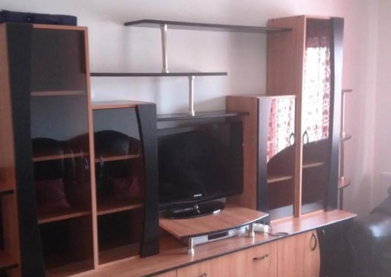 Republicii, zona buna, 2 camere, decom., etaj 3 - 2