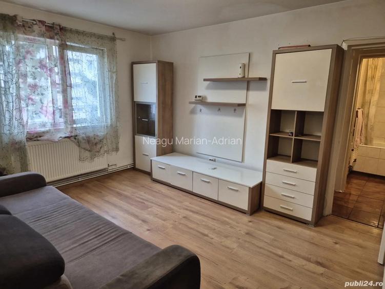 Inchiriez apartament 2 camere