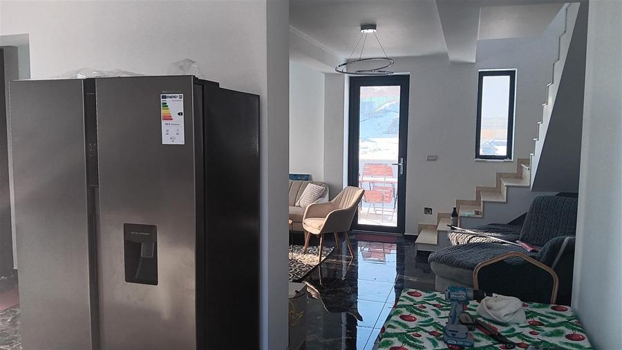 Valea Lupului str Academiei Vila P+E 5cam Teren 515mp constructie noua - 3