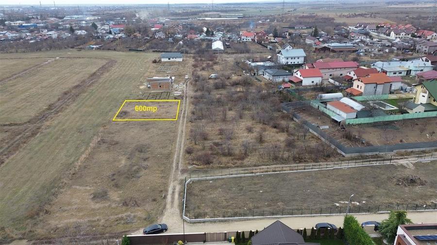 Teren intravilan 600 mp, zona str Vlad Tepes , dechidere 25m - 5