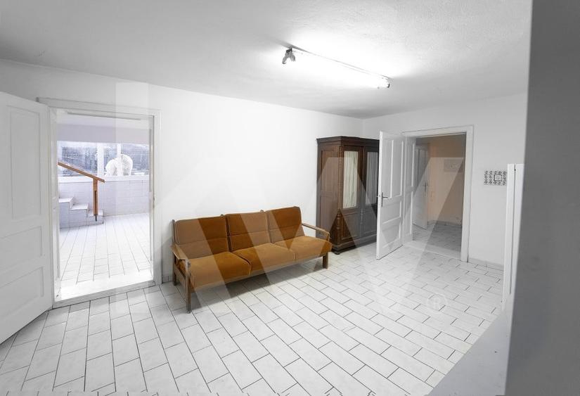 Proprietate de Vanzare: Ideala pentru Pensiune, Azil, Gradinita sau Afterschool - 28