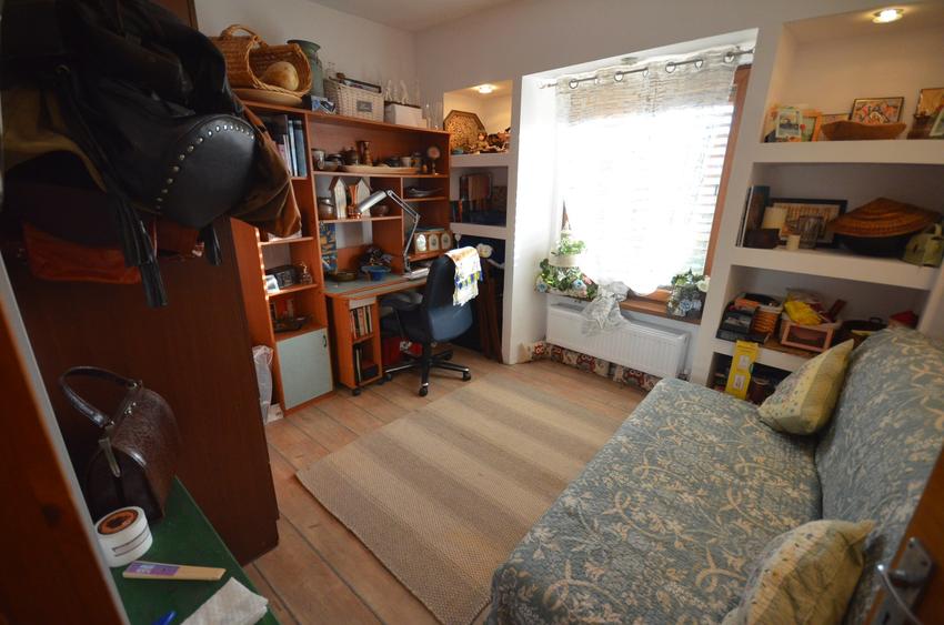 Apartament 3 camere - Decebal - Calea Calarasilor - centrala proprie - 15