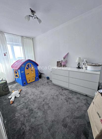 Apartament 3 camere 64 mp Apartament 3 camere 64 mp