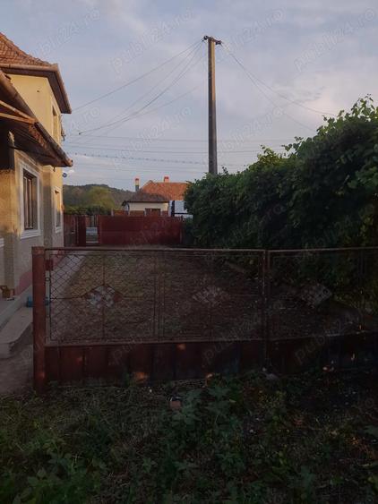 Casa solida 100 m construi?i + teren 900 m in Iclod, Cluj. - 2