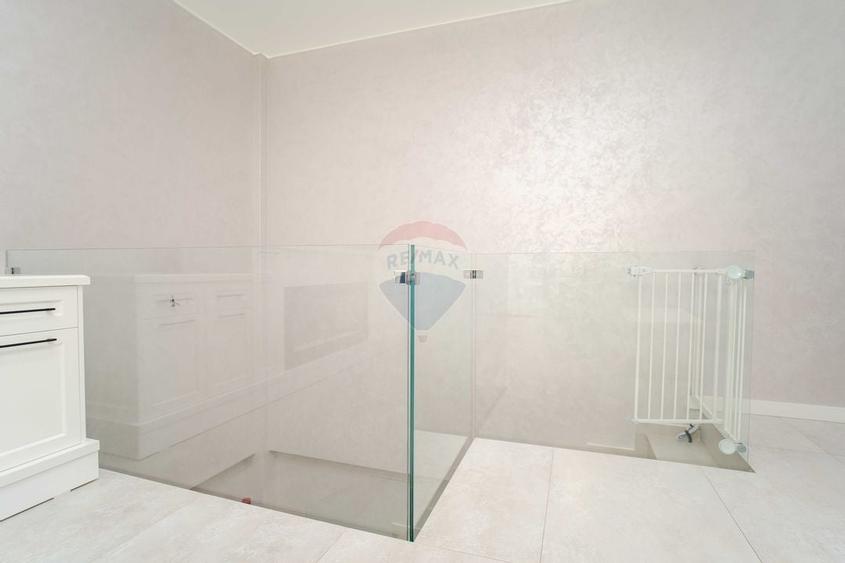 Apartament cu 3 camere de vânzare  ESQ Village  Valea Lupului - 6