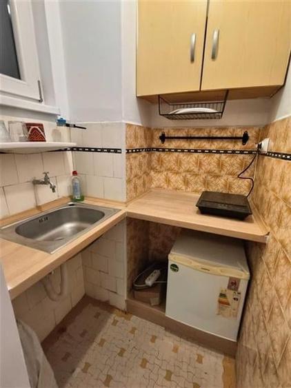 Garsoniera, Universitate - 2