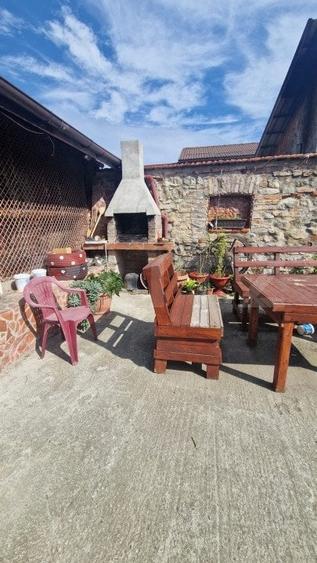 Casa 5 camere, Sacele , panouri solare 6kw,  terasa , 835 mp teren - 4