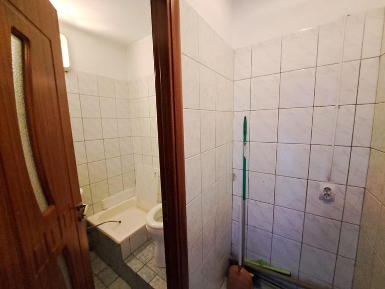 Spatiu comercial 61,52 mp - bd. Timisoara - Drumul Taberei - 10