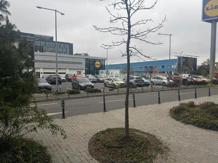 Spațiu comercial de închiriat – Aviatiei Park, Nord Sector 1 - 9