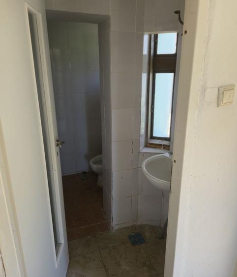 Locuinta de vanzare - 1