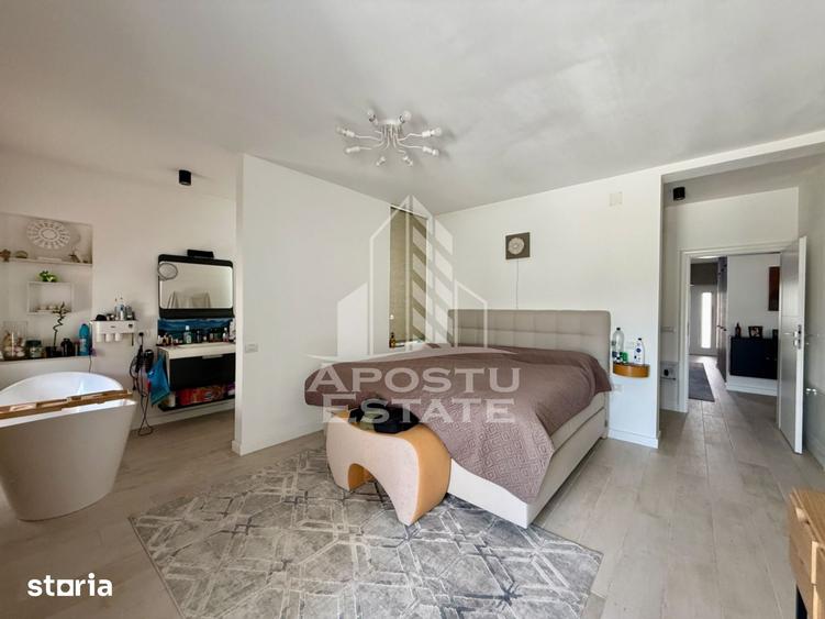 Casă cu 4 camere cu Teren 1124 Mp în Baba-Dochia