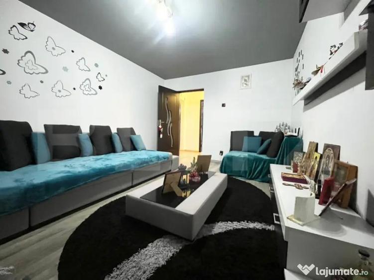 Apartament 3 camere, 67 mp, zona Micro 11 - 12