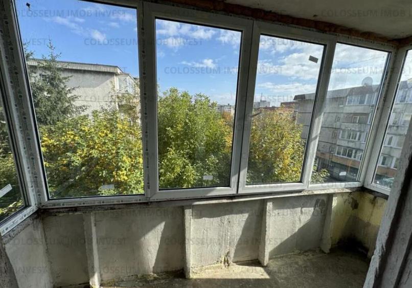 Apartament 4 camere, decomandat - zona Scriitorilor - 1