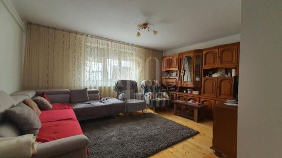Casa 6 camere de vanzare in Gheorghe Doja Oradea, Oradea - 1