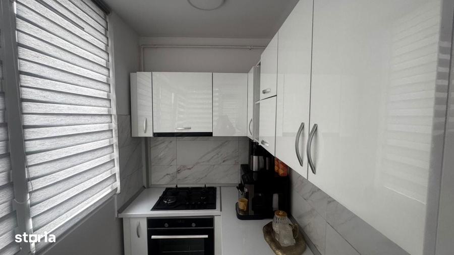Vanzare apartament de 3 camere Militari - 9