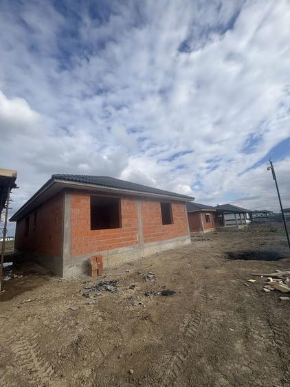 Casa moderna 165 mp in Odoreu, gaz + apa + curent - 8