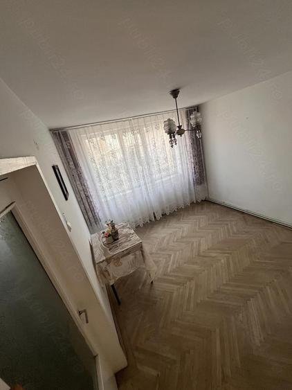 Apartament 2 camere de vanzare - 2