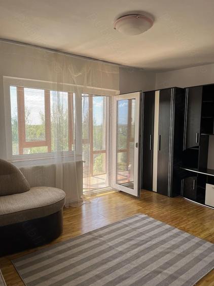 Apartament cu 1 camera de vanzare - 1