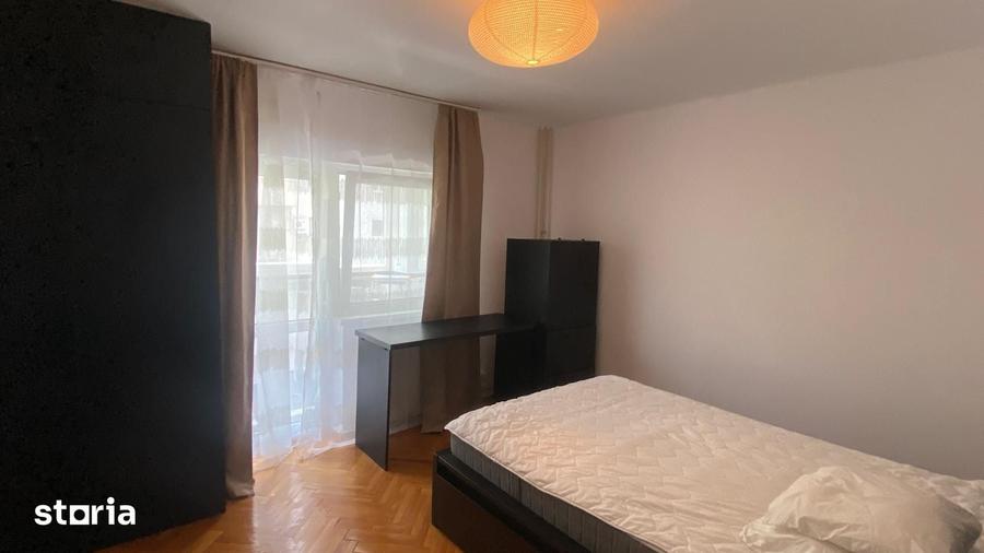 Apartament cu 3 camere decomandat în Nerva Traian